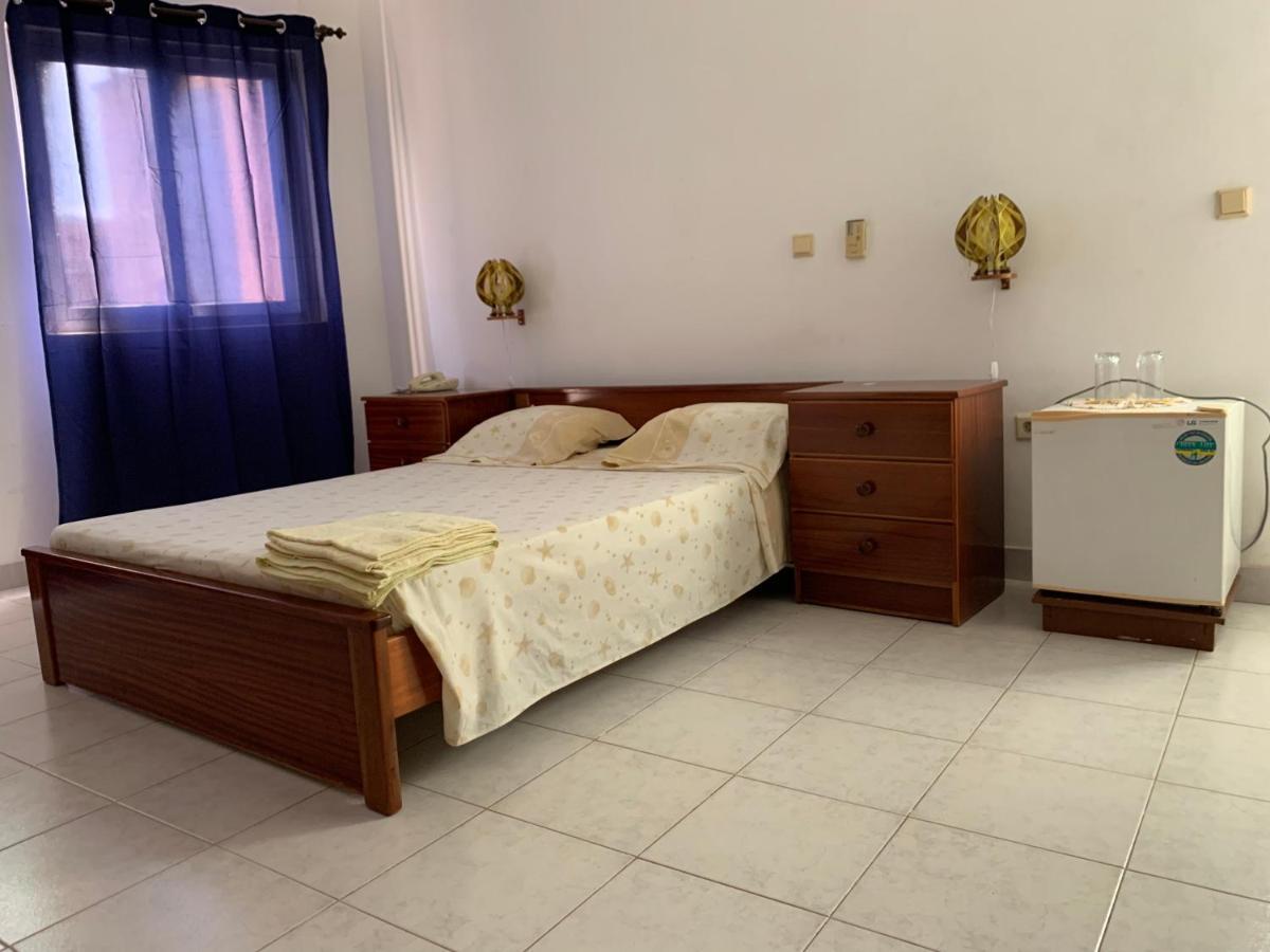 Residencial Por Do Sol Hotell Porto Novo Exteriör bild