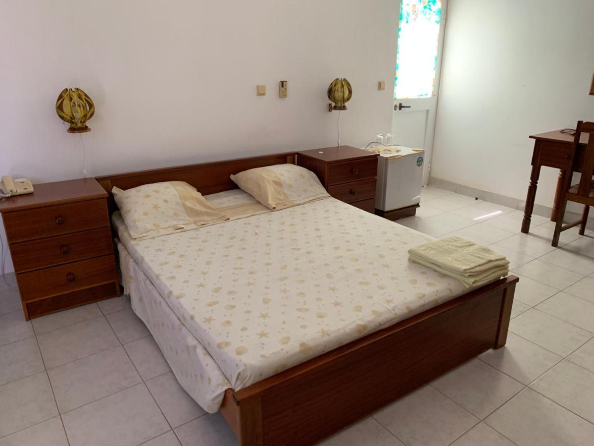 Residencial Por Do Sol Hotell Porto Novo Exteriör bild